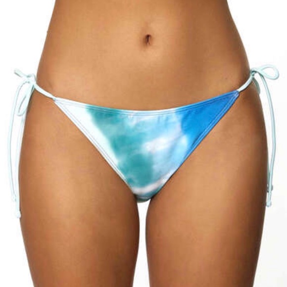 O’Neill bikini - Picture 7 of 15